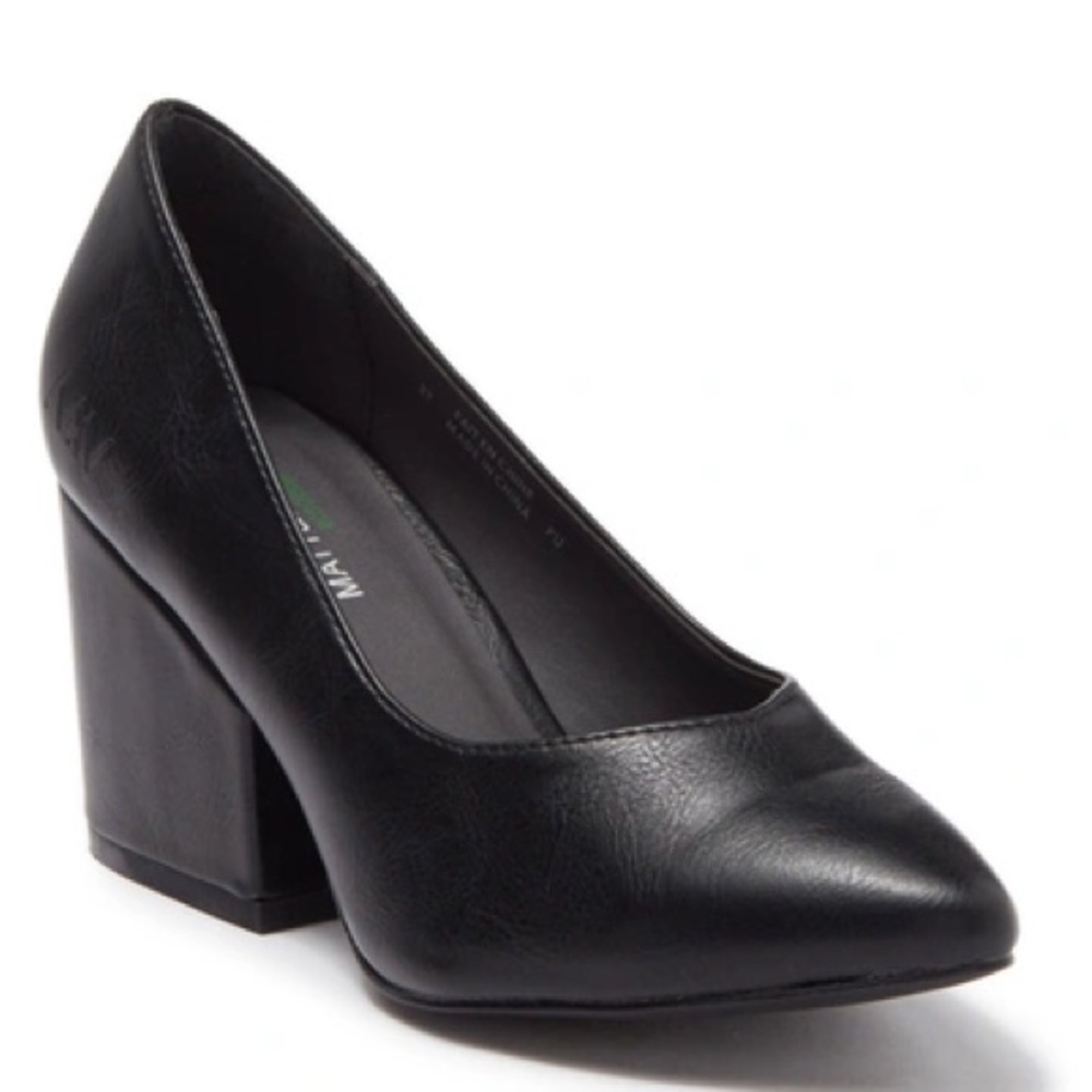 Matt & Nat Women’s Stanley Block heel pump in black size 9